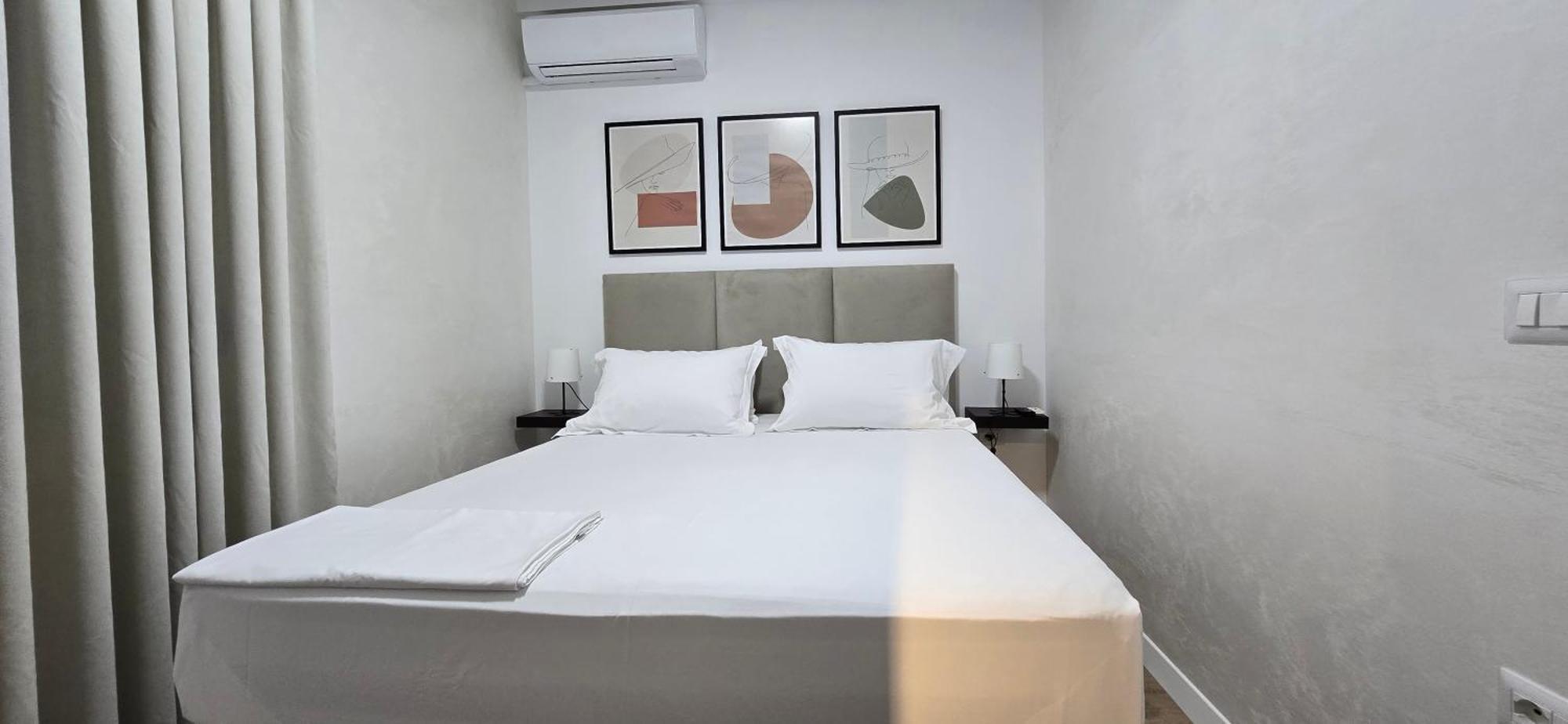3S Apartments -Sea-Sun-Sky- Sarande Bagian luar foto
