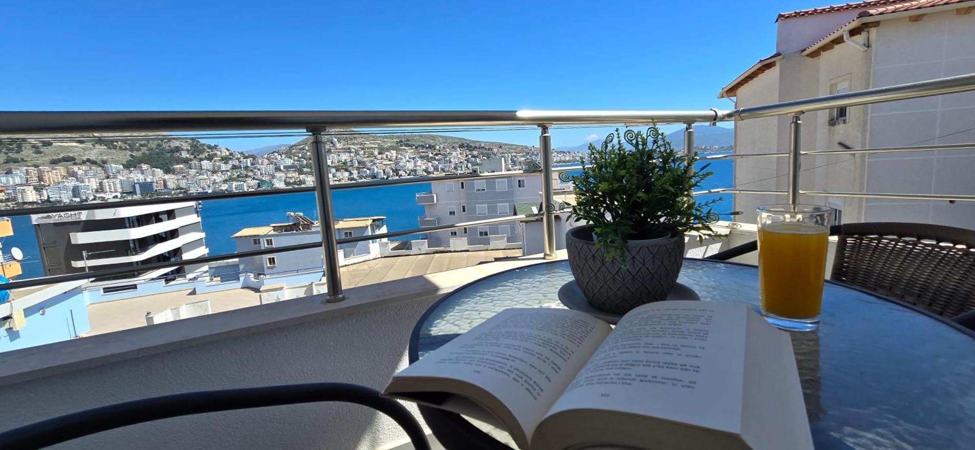 3S Apartments -Sea-Sun-Sky- Sarande Bagian luar foto